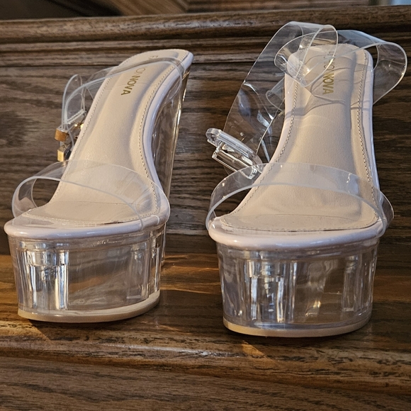 Fashion Nova See What I Want Clear Heel Nude Wedges - Picture 8 of 16